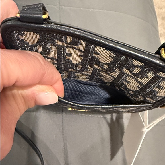 Beautiful dior crossbody wallet on a strap - Picture 8 of 8